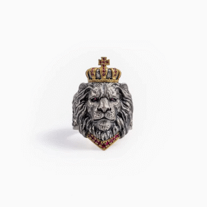 The original design of the silver power Lion King ring and crown of the court