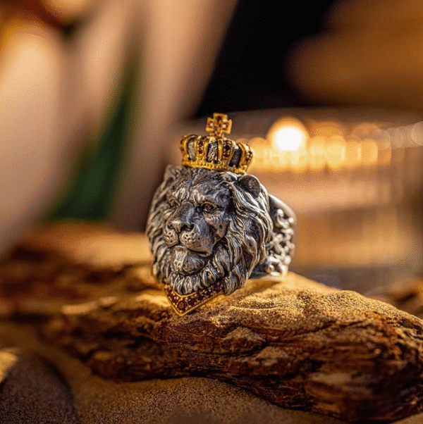 The original design of the silver power Lion King ring and crown of the court - 图片 3